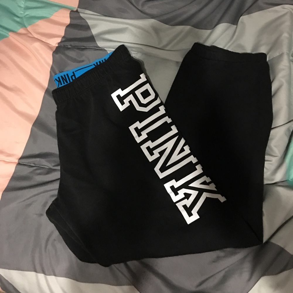 VS PINK sweats 💞